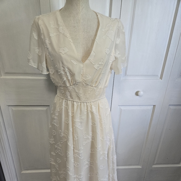 Simplee Boho Floral Dress - Picture 2 of 10